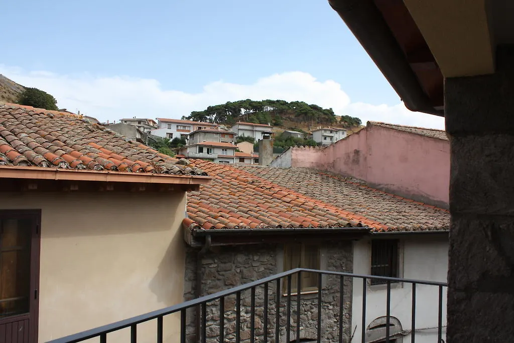 Il Lupo Rosso Bed & Breakfast Santu Lussurgiu