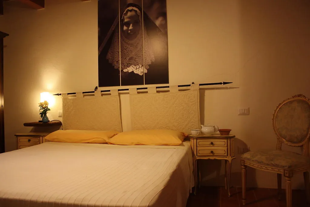 Bed and Breakfast Il Lupo Rosso Santu Lussurgiu