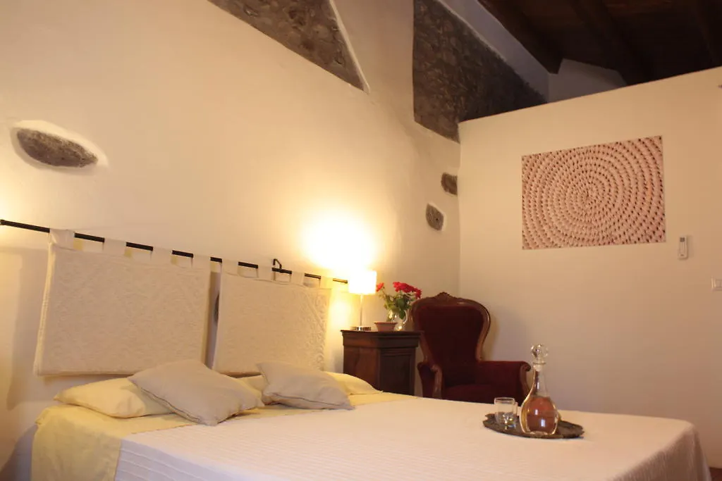 Bed and Breakfast Il Lupo Rosso Santu Lussurgiu